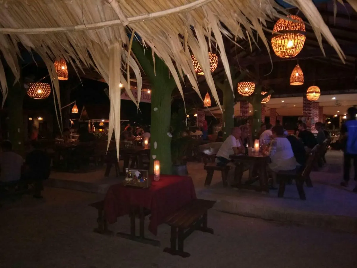 Blue Andaman Lanta Resort Ko Lanta